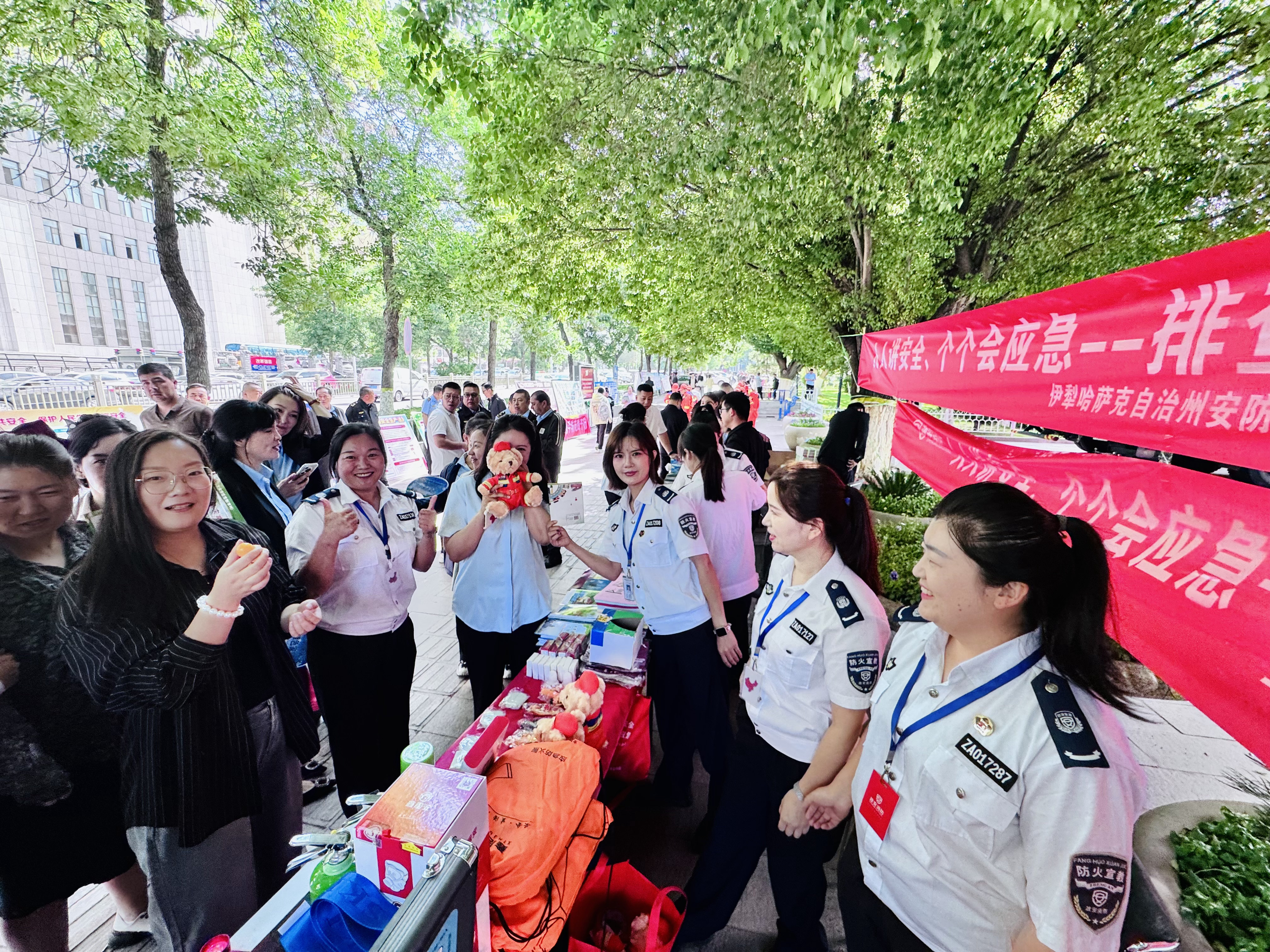 人人講安全、個個會應(yīng)急丨政安消防“2025年防災(zāi)減災(zāi)宣傳活動”精彩瞬間