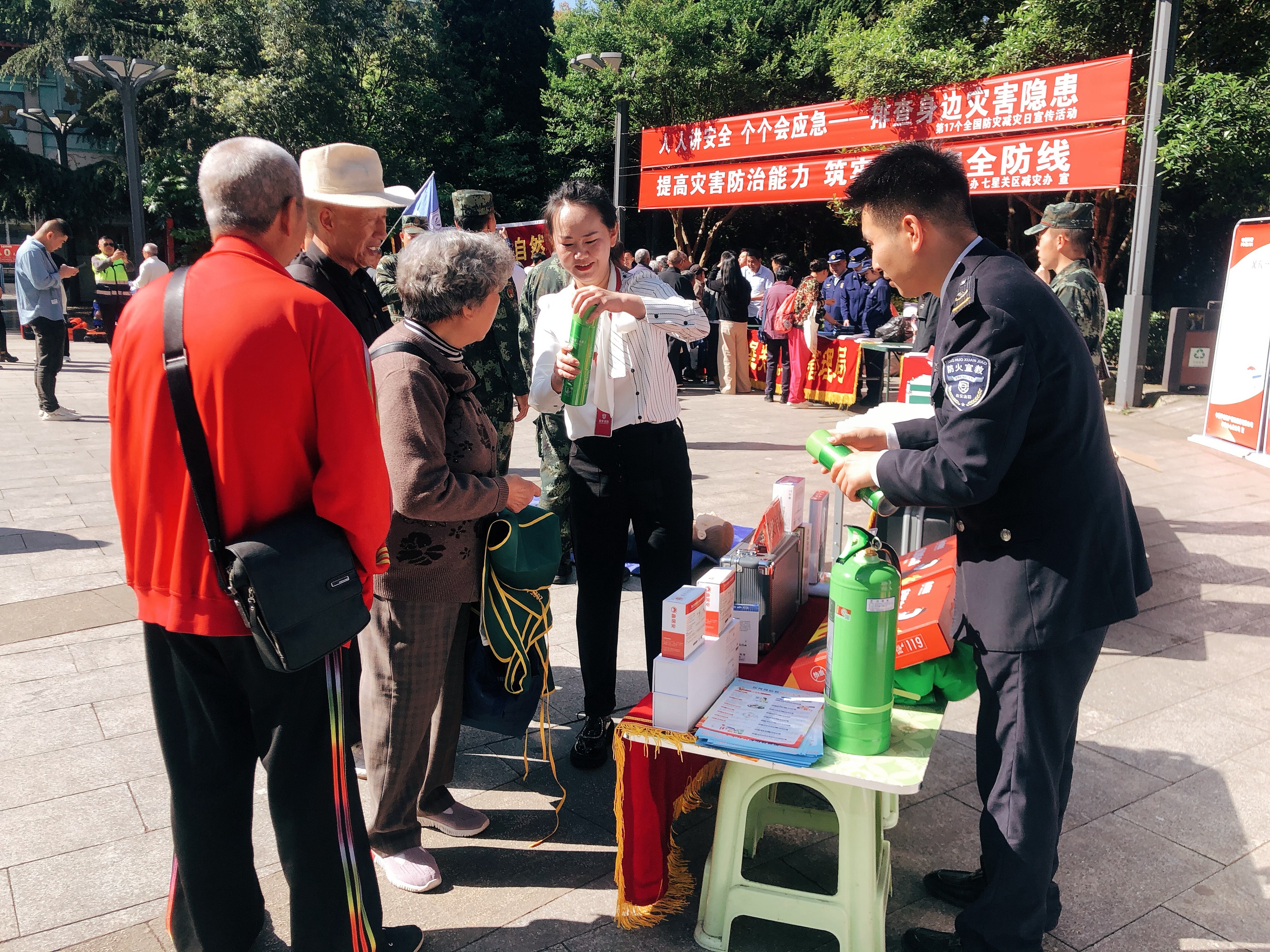 人人講安全、個個會應(yīng)急丨政安消防“2025年防災(zāi)減災(zāi)宣傳活動”精彩瞬間