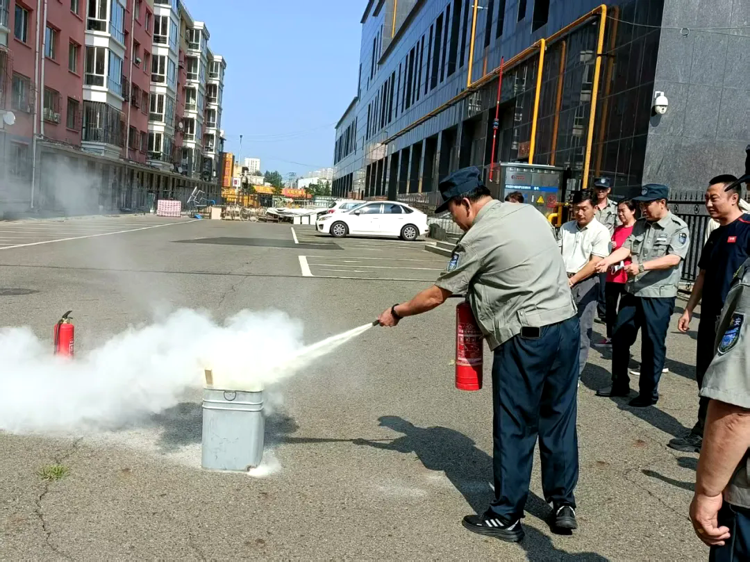 開(kāi)展消防培訓(xùn)演練 穩(wěn)固筑牢安全防線 開(kāi)展消防培訓(xùn)演練 穩(wěn)固筑牢安全防線